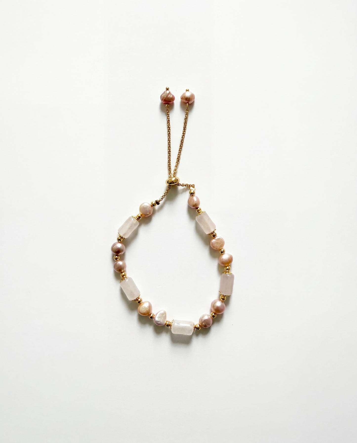 Gold chain bracelet alternating rose quartz stones and peach freshwater pearls - FOUND Jewelry Canada